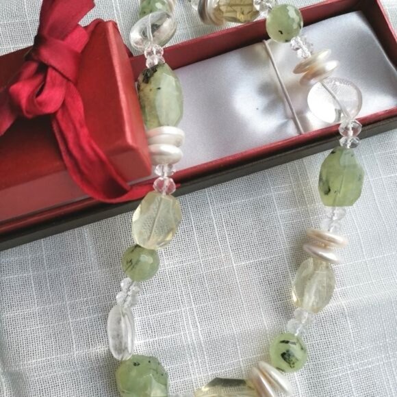 Green quartz gemstone coin pearl necklace - Picture 2 of 11